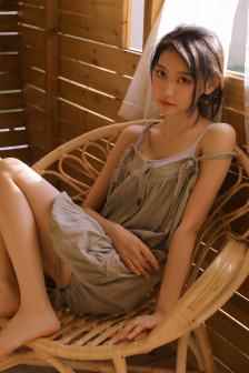 菅野亜梨沙